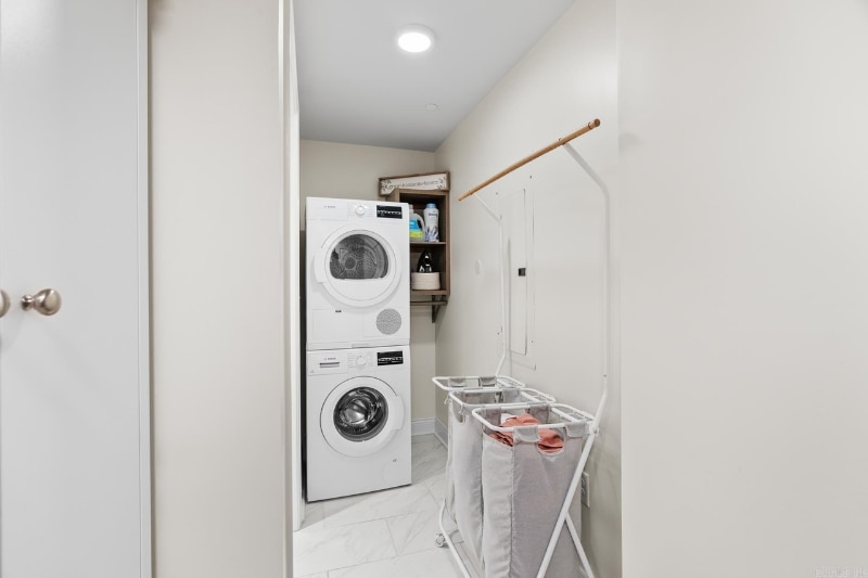 Building Photo - 3700 Cantrell Rd