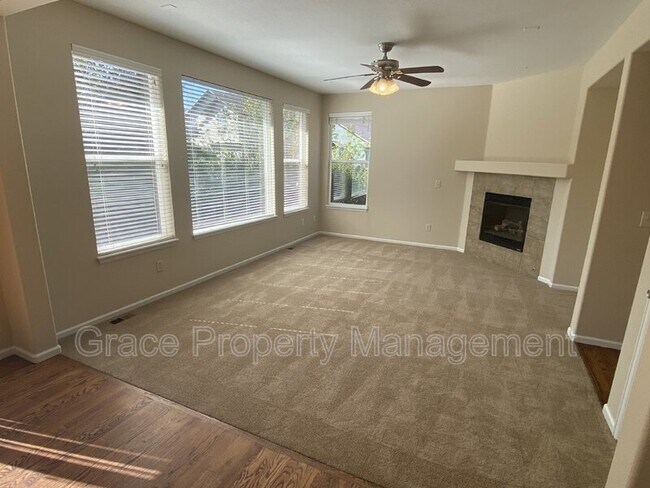 Building Photo - 10255 Ventura St