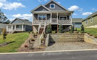 Building Photo - Home in Black Mountain available for rent ...