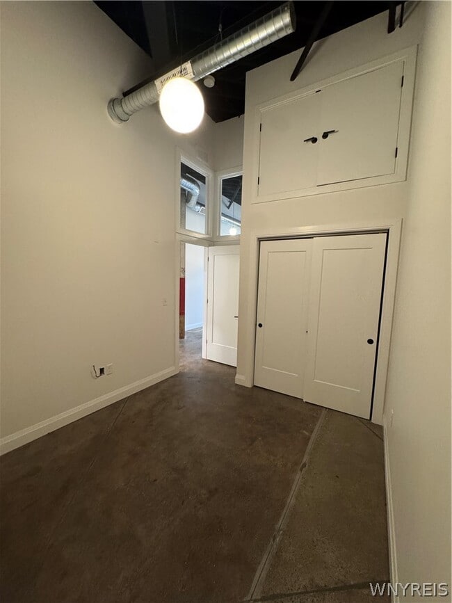 Building Photo - 1786 Main Rd