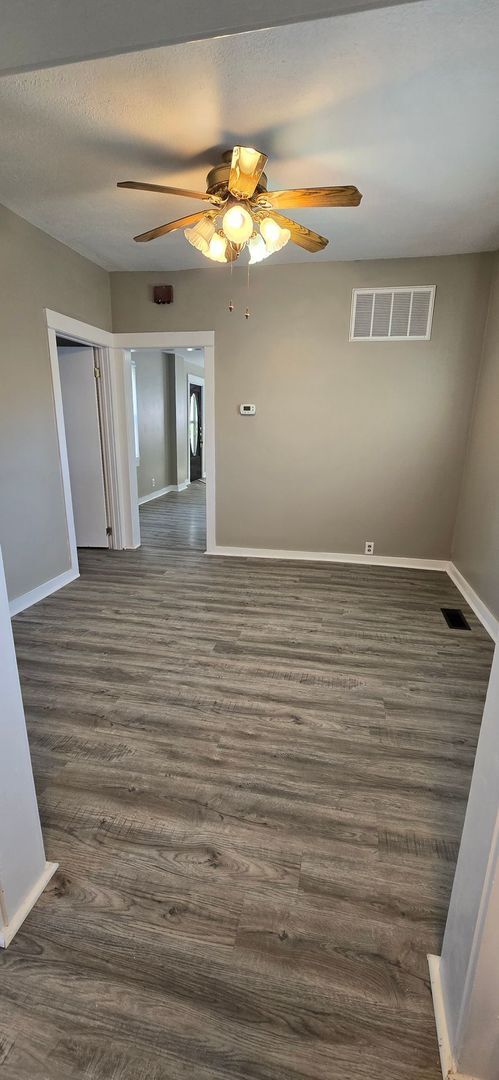 Building Photo - Freshly Updated Interior! 2 Bed 1.5 Bath Home - Alexandria IN