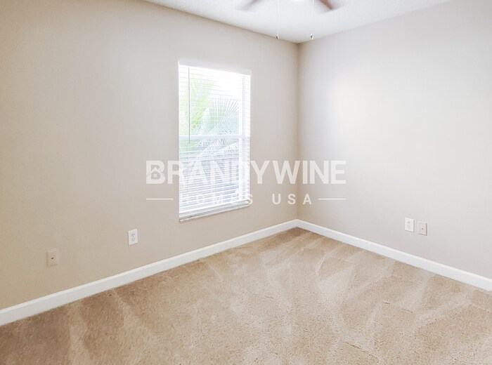 Building Photo - 542 Queensbridge Dr