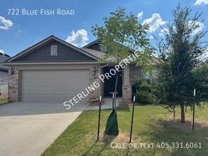 Building Photo - 722 Blue Fish Rd