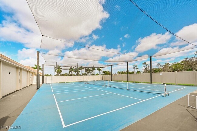 Building Photo - 83 Glades Blvd