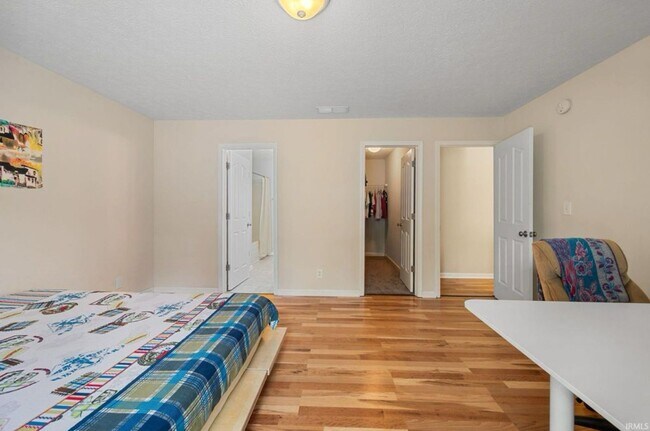 Building Photo - Charming 3BR Home with Sunroom Near Purdue University