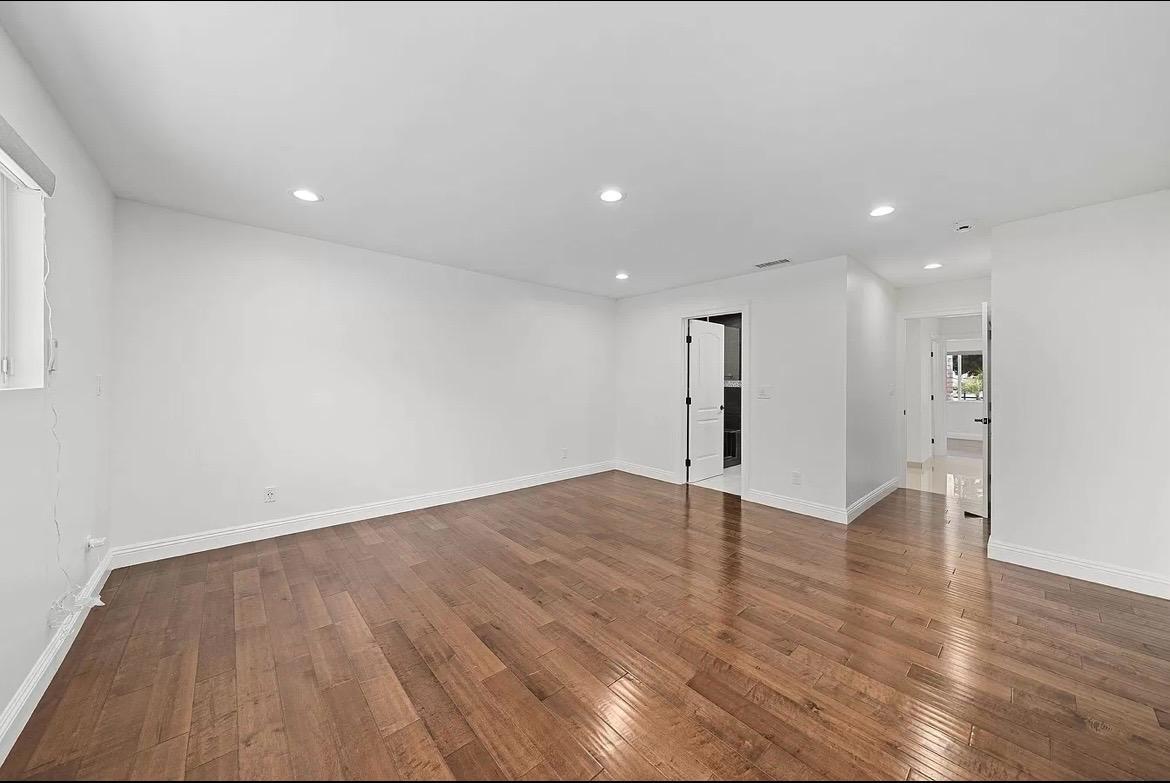 Building Photo - 6243 Berquist Ave