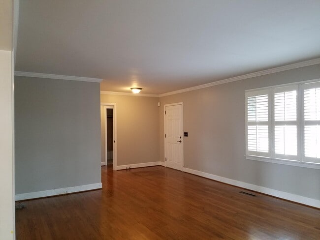 Building Photo - 406 Owens Dr