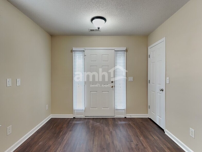 Building Photo - 3646 Sunset Hollow Dr