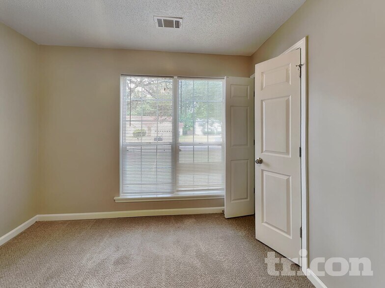 Building Photo - 750 Mill Station Dr