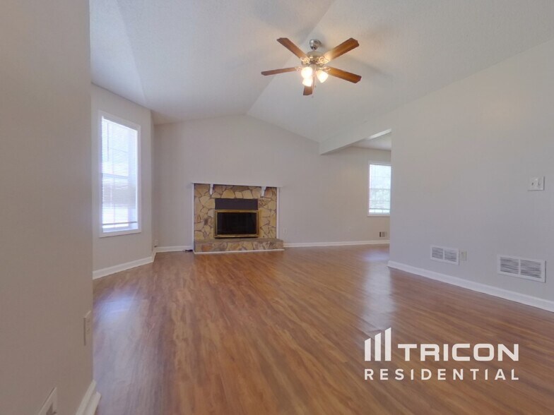 Building Photo - 4974 Holborn Ct