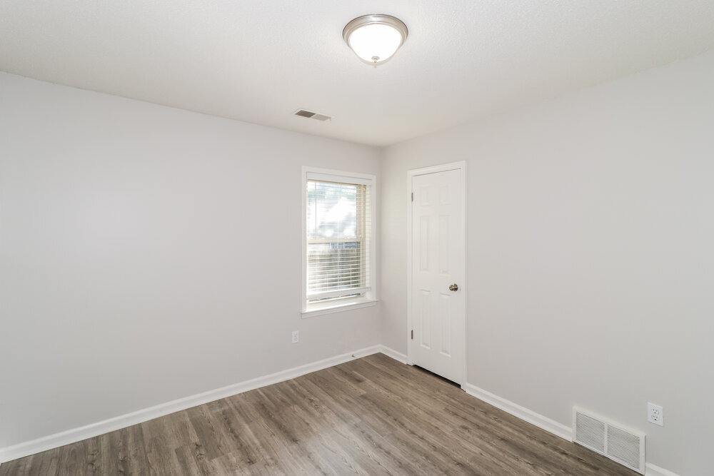 Building Photo - 8620 Kettering Dr