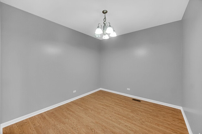 Building Photo - 364 Town Pl Cir