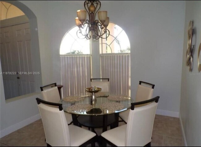 Building Photo - 309 Skylark Ln NW