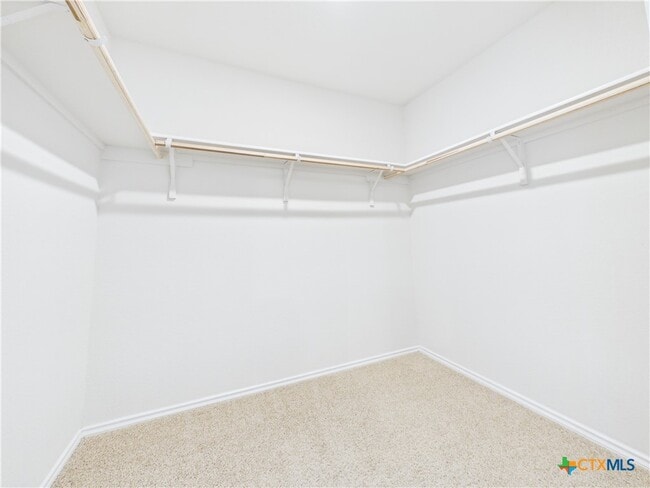 Building Photo - 1012 Betsy Dr