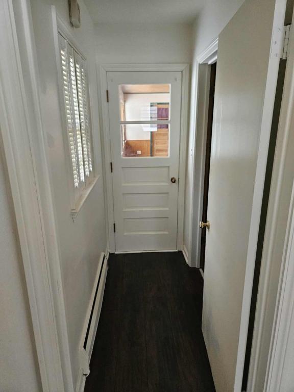 Building Photo - 503 Rosa Ave