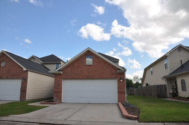 Building Photo - 20913 Sunrise Pine View Ln