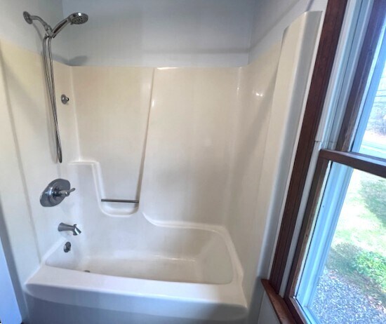 Building Photo - 268 College Hwy