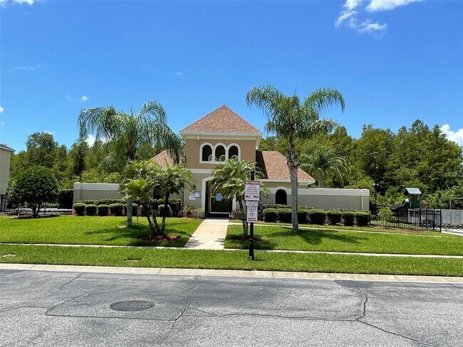 Building Photo - 2113 Cedar Garden Dr