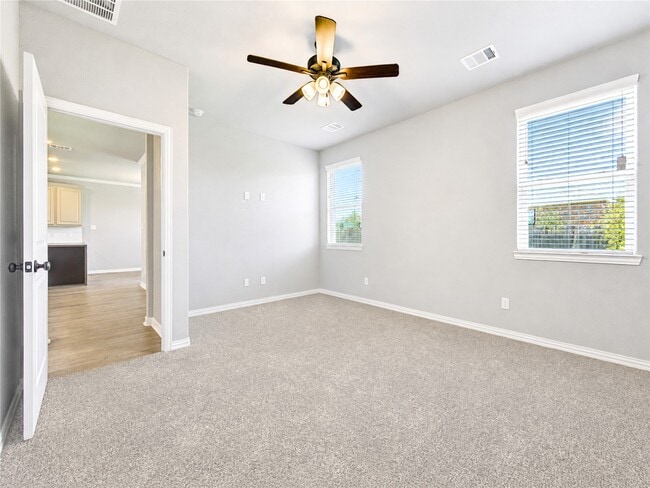 Building Photo - 6205 Daytona Dr
