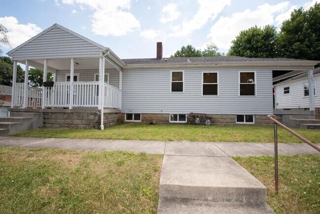 Primary Photo - 1031-1033 N 20th Street