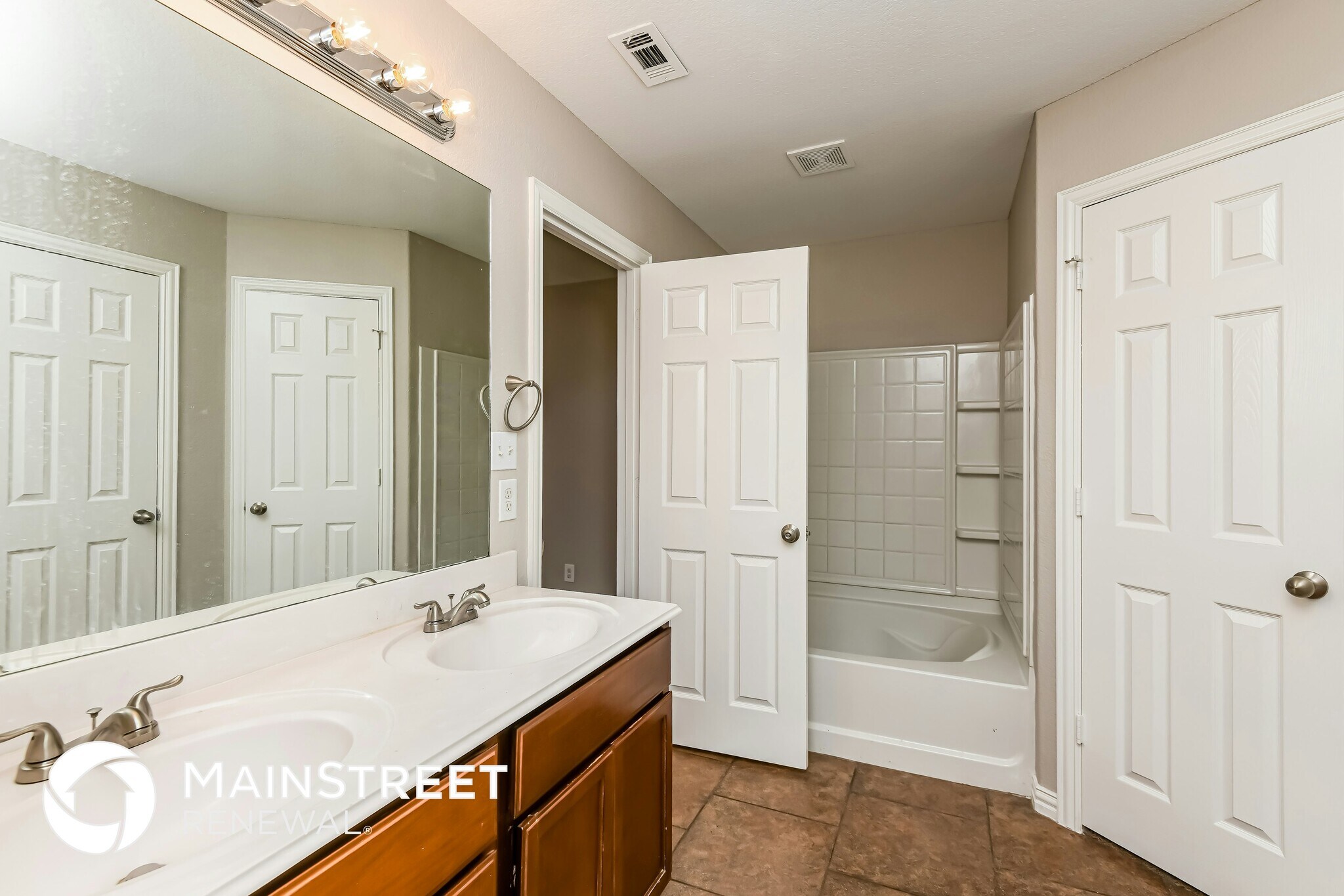 Building Photo - 3425 Michelle Ridge Dr