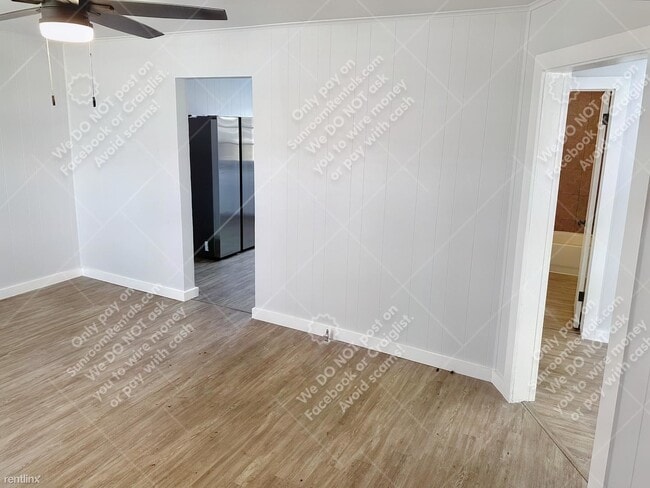 Building Photo - 3 br, 1 bath House - 314 W 36th St