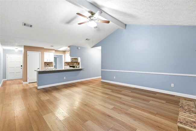 Building Photo - 6009 Leafwood Cir