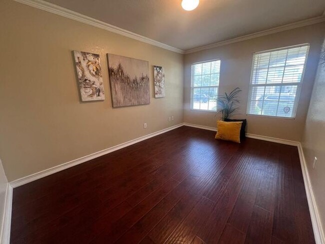 Building Photo - 10524 Flagstaff Run