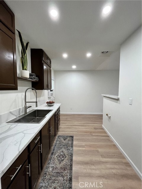 Building Photo - 14449 Palmrose St