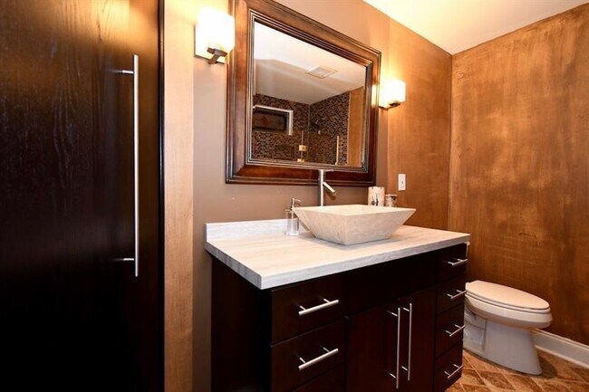 Building Photo - 460 Summer Breeze Ct.