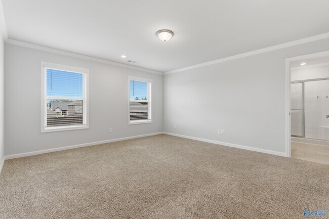 Building Photo - 212 Paladin St