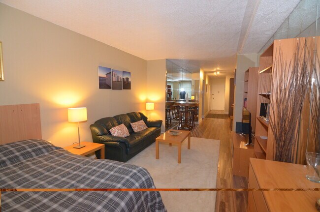 Building Photo - 130 Water St