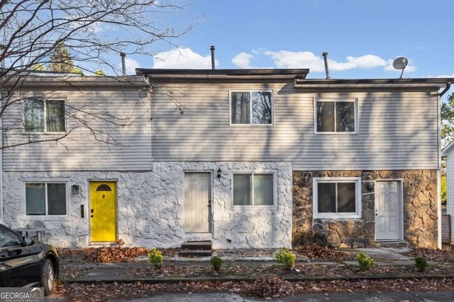 Building Photo - 579 Northridge Rd