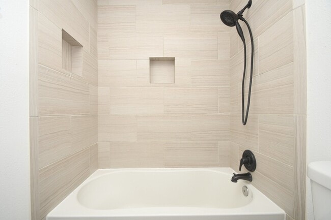 Building Photo - 19734 Redroot Dr