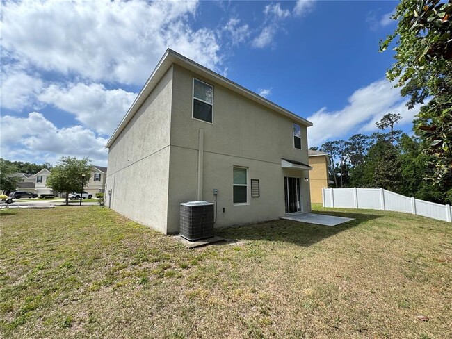 Building Photo - 1018 Ashentree Dr