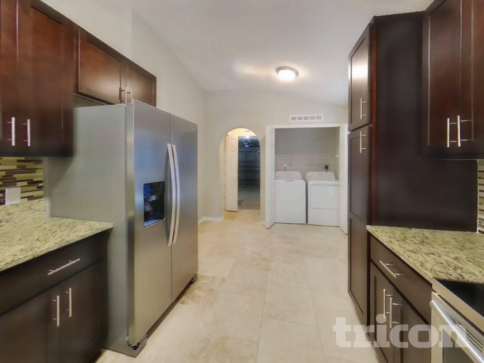 Building Photo - 7396 Prosperity Park Rd N