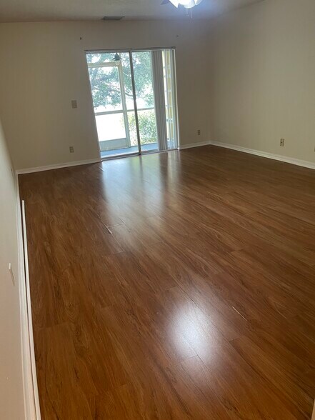 Building Photo - 3408 Castle Stone Ct