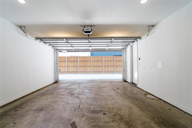 Building Photo - 1139 N Madison Ave
