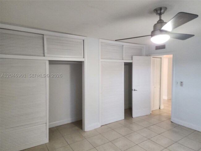 Building Photo - 7410 SW 82nd St