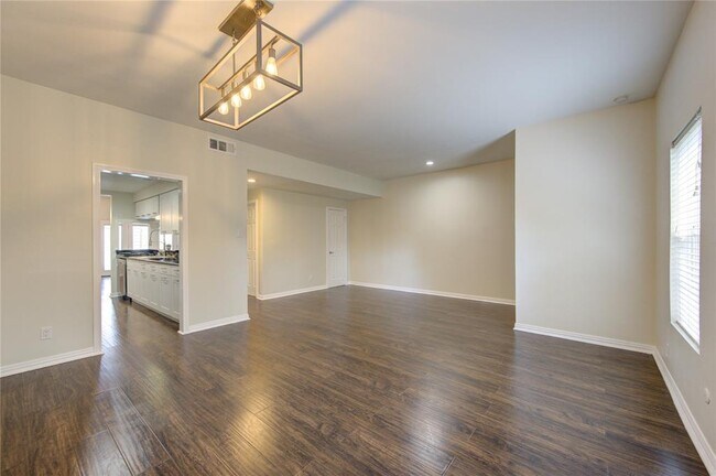 Building Photo - 1289 Blalock Rd