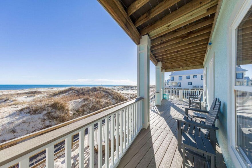 Building Photo - 243 Dune Dr
