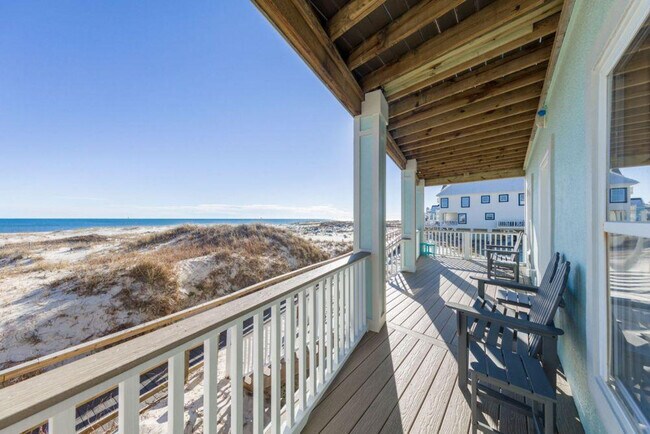 Building Photo - 243 Dune Dr