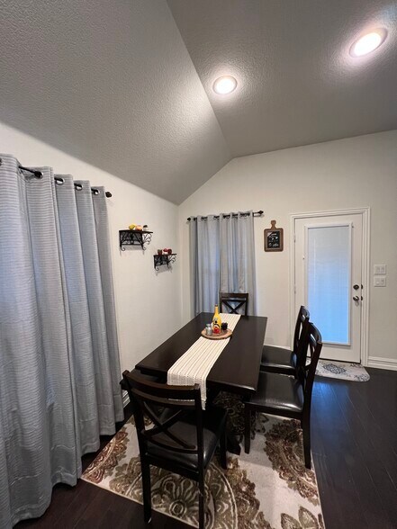 Dining/Nook - 2349 Boatman Dr