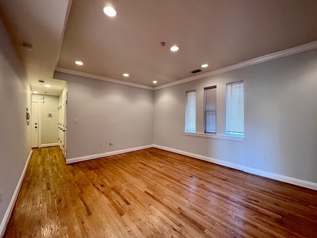 Building Photo - 1372 Randolph St NW