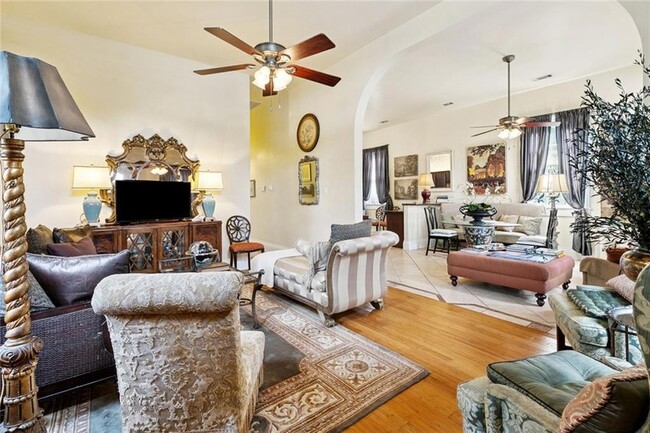 Building Photo - 5101 N Rampart St