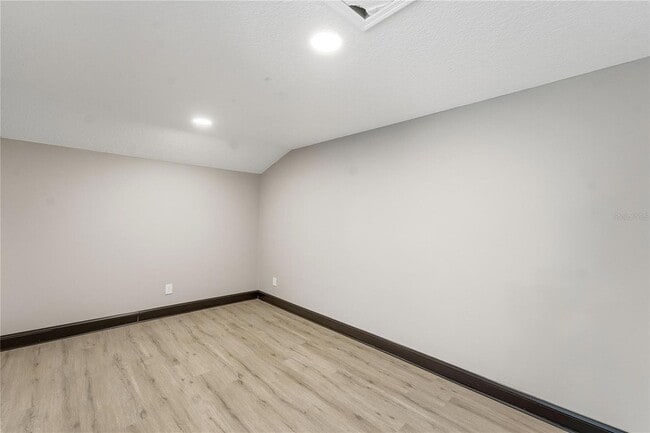 Building Photo - 14728 Henson Rd