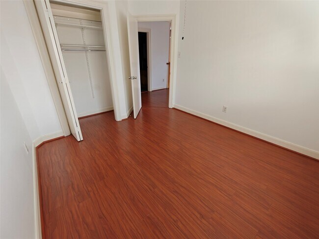 Building Photo - 3446 Mimosa Way