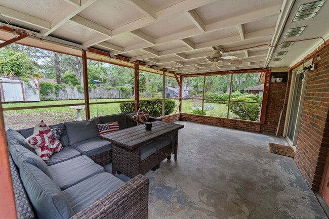 Building Photo - Charming 3-Bedroom Home on Savannah’s Southside with Covered Patio and Large Backyard