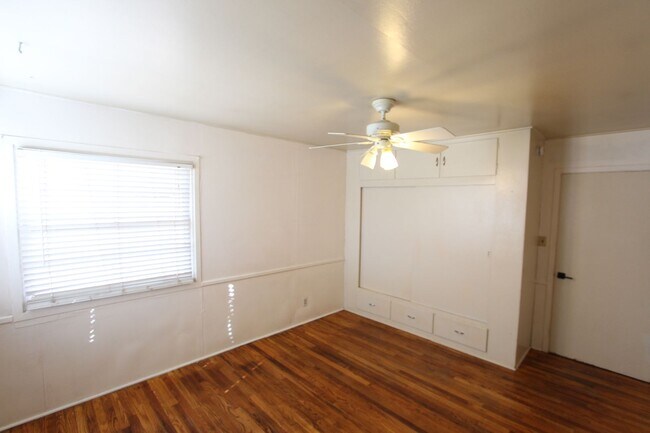 Building Photo - 1-Bedroom on Flagstaff’s Eastside | Single-Level Living