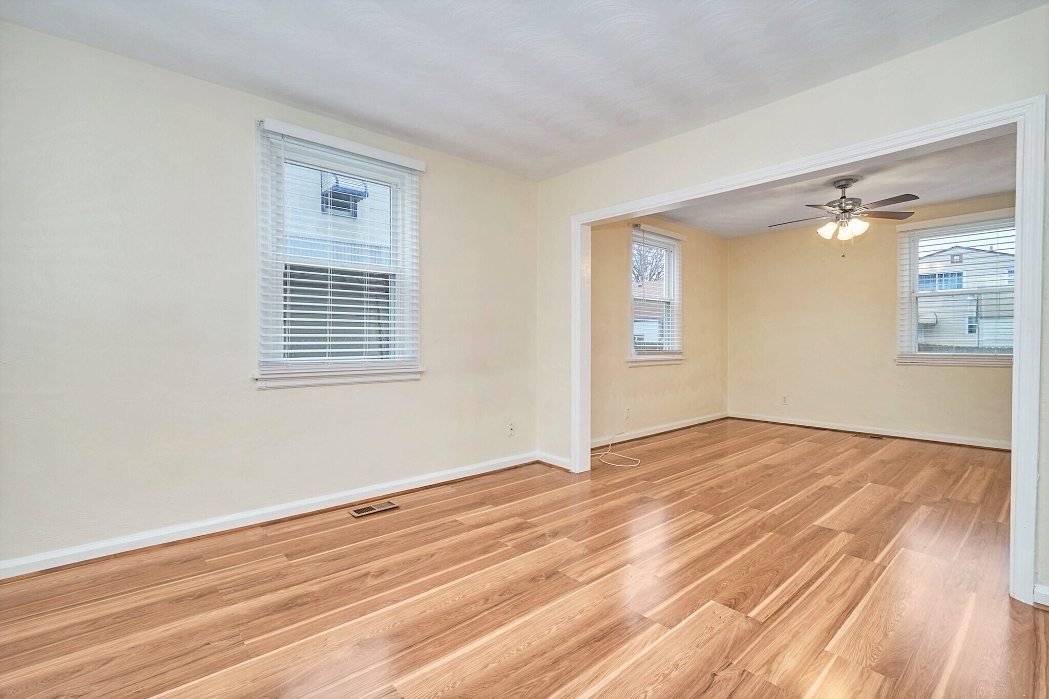 Building Photo - 3502 Commonwealth Ave